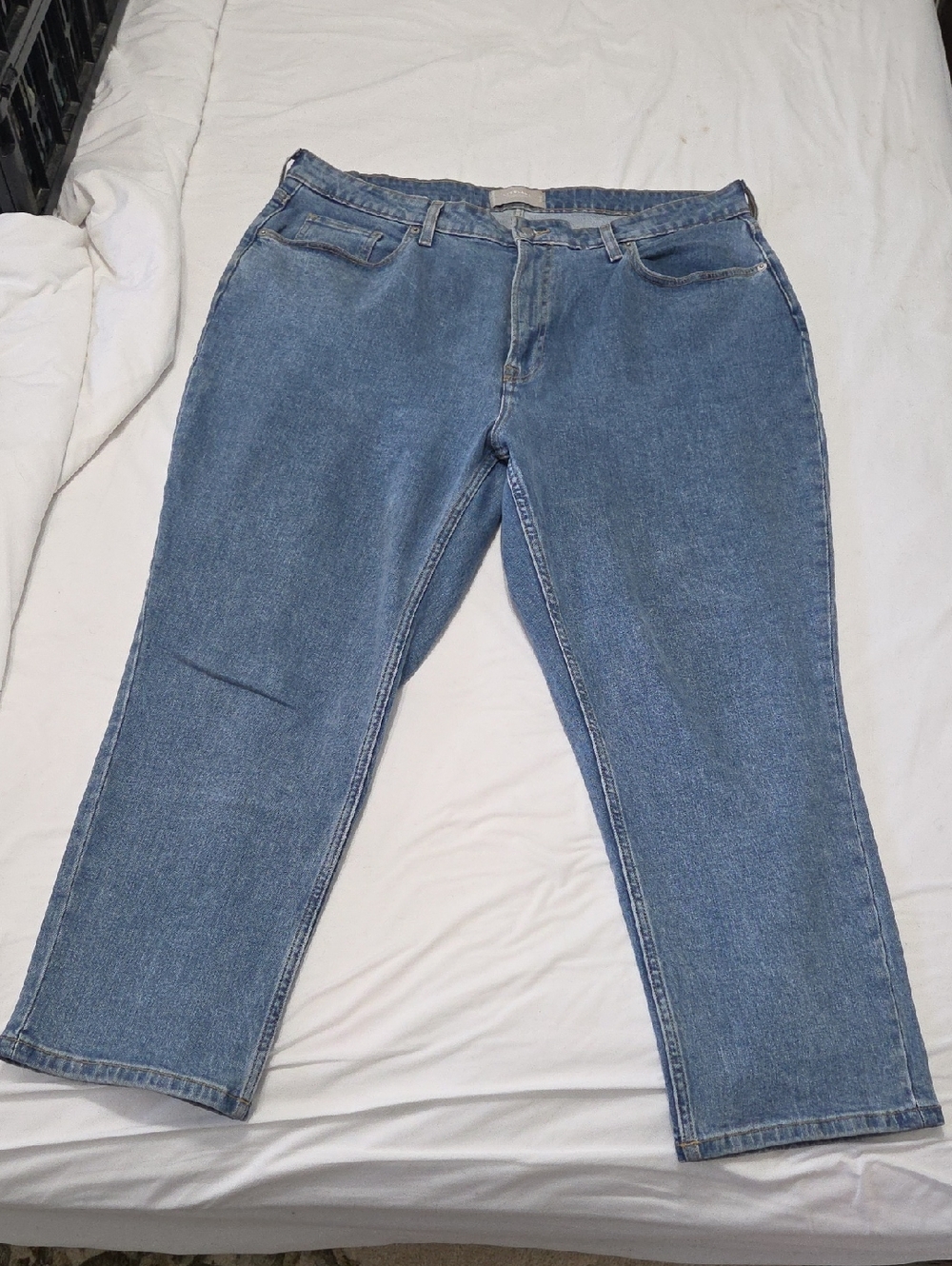 Everlane Light Blue Cropped Jeans